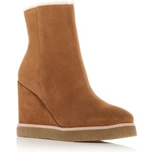 Women's Tan Suede Wedge Boots